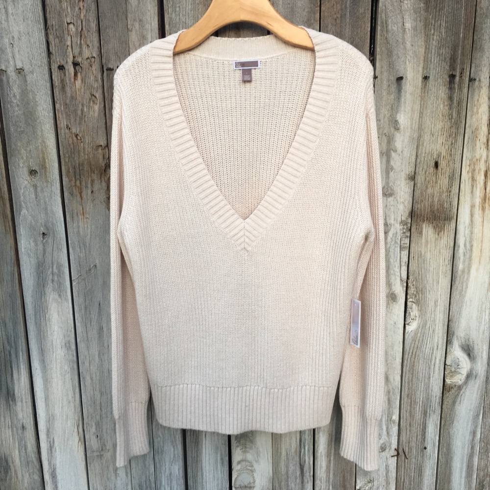 NWT Chelsea28 Deep V Neck Long Sleeve Pullover Sweater Ivory Cream L